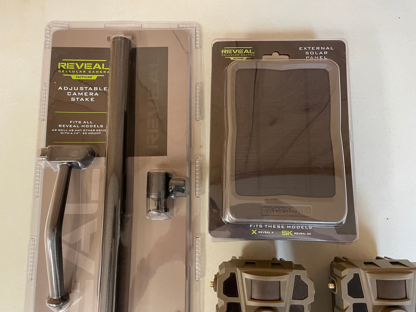 Tactacam Reveal X Verizon with External Solar Battery and Camera Stake Bundle