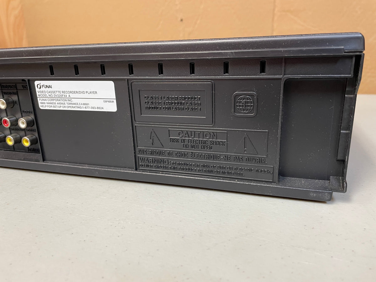 FUNAI DV220FX4 DVD Player / VCR Combo